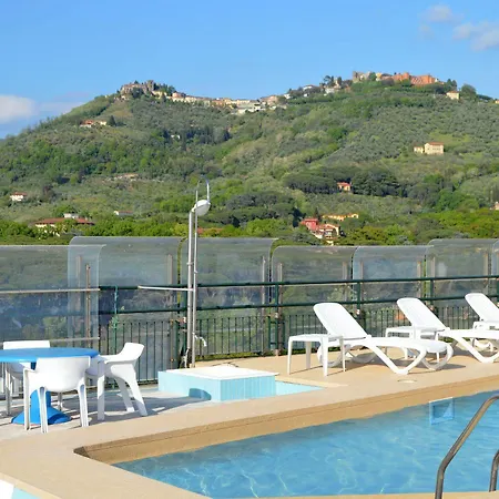 Ambasciatori Palace Szálloda 4*